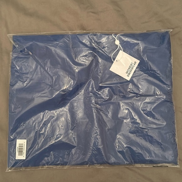 Monday Swimwear ST. TROPEZ SARONG - COBALT - Picture 1 of 4